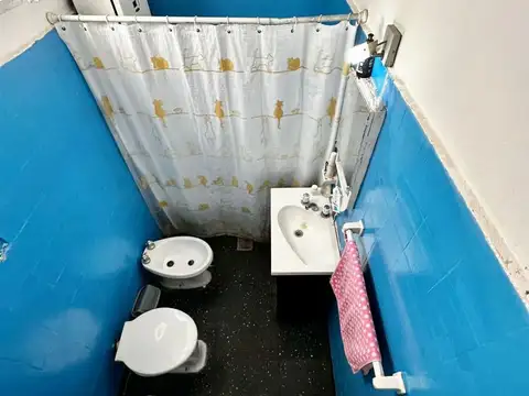 Depto Tipo Casa en Venta 70 años