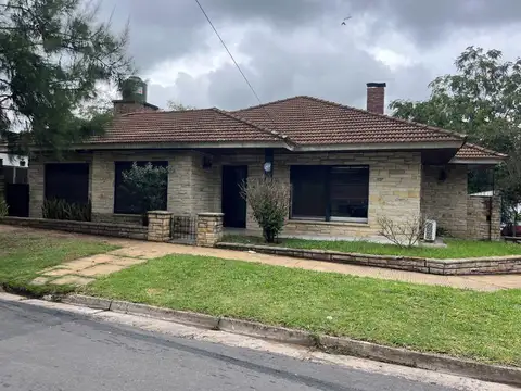 Casa en Venta Adolfo Sordeaux Don Torcuato