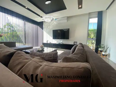 Casa en Alquiler de 4 dormitorios