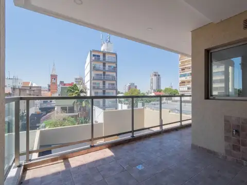 Departamento en Venta con 2 cocheras