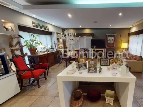 Casa en Venta en Paso del Rey, USD 190.000