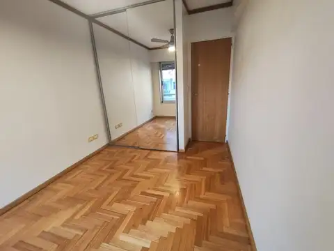 Alquiler Departamento de 3 Ambientes con Balcón en Palermo - La Rural