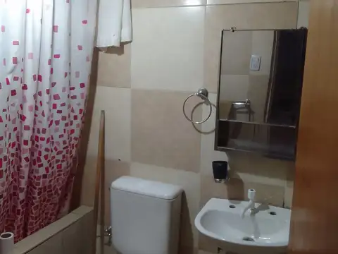 CASA 3 DORMITORIOS -VILLA NUEVA, LA PAZ