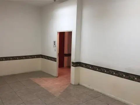 LOCAL - VENTA - MONTSERRAT - 300 M2