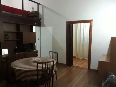 Depto Tipo Casa en Venta en Monserrat, USD 90.000