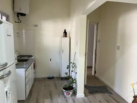 Depto Tipo Casa 2 ambientes con 1 baño