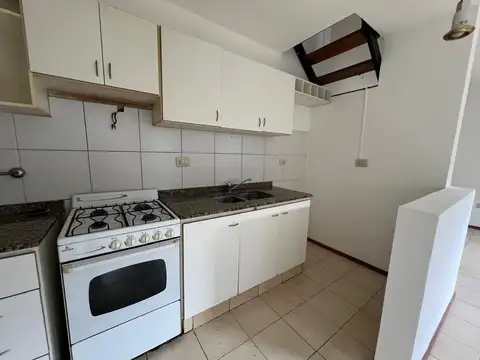 Departamento de Pasillo en venta 2 dormitorios en 9 de Julio y Lima, Rosario