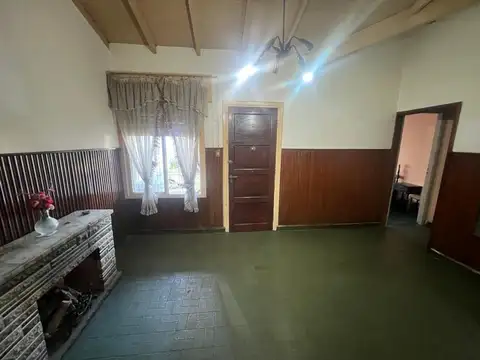 Casa en Venta en Moron, USD 120.000