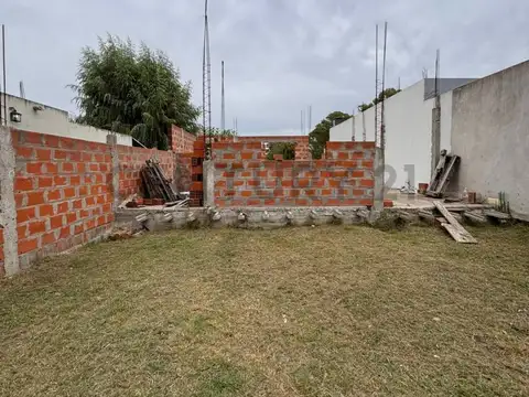 Terreno en Venta en Arana, USD 21.000