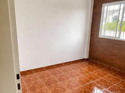 Departamento en Alquiler en Virrey del Pino, $ 550.000