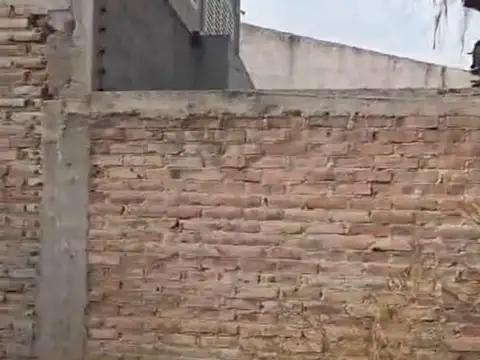 Terreno en Venta 20  mts Fondo