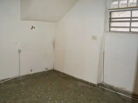 Depto Tipo Casa 4 ambientes con 1 baño