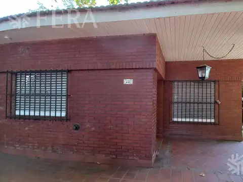 Venta casa de 5 ambientes en Francisco Alvarez