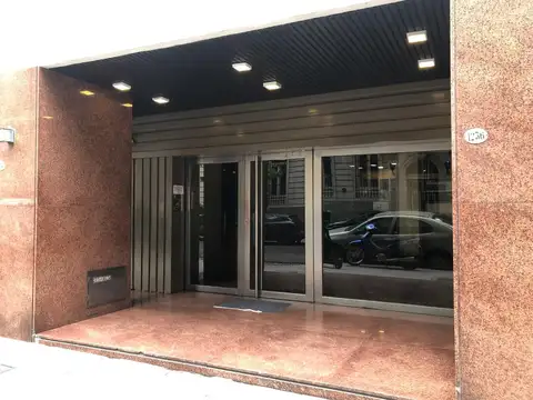 Cochera fija en Recoleta, seguridad 24hs