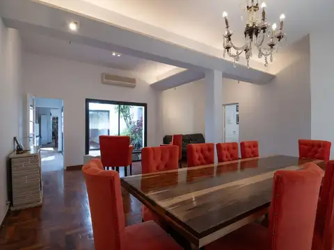 VENTA CASA 4 DORMITORIOS SAN VICENTE CÓRDOBA