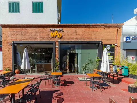 Alquiler Local Comercial sobre Arocena 876 m2