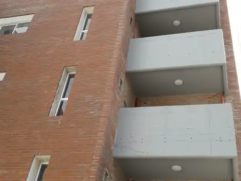 Ameghino 900, Piso 8