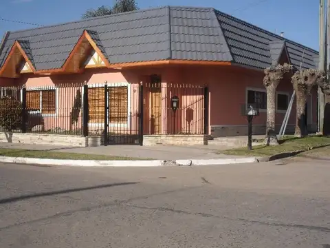 Casa en Venta en Jose Clemente Paz, USD 125.000