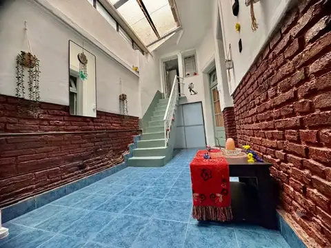Depto Tipo Casa en Venta 102 años