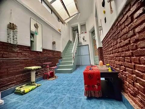 Depto Tipo Casa en Venta 102 años