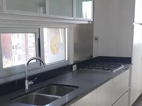 Departamento 5 ambientes con 3 baños