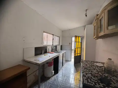 Casa 3 ambientes con 1 baño