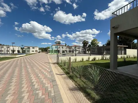 Departamento  en Venta en Chic Village, La Lonja, Pilar
