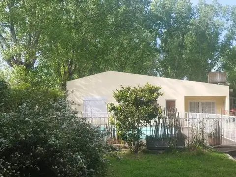 VENTA – CASA DE CAMPO EN CAÑUELAS CON PILETA