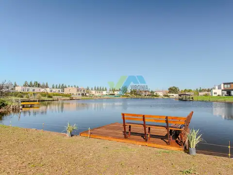 Casa en una planta con pileta - Lote a la laguna SAN MATIAS AREA 1