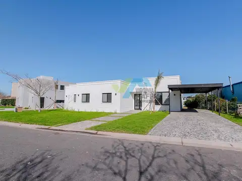 Casa en Venta en San Matias, USD 485.000