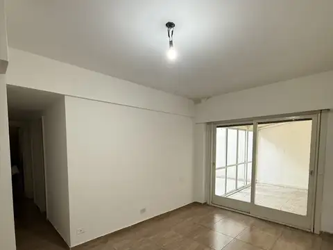 AV SAN MARTIN 1600, Piso PB