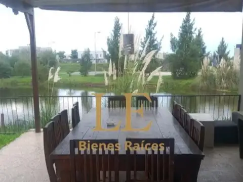 El Canton 100