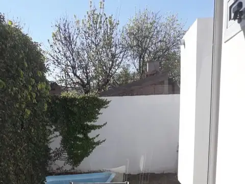 VENTA CASA DUPLEX, CIUDAD DE LUJÁN DE CUYO