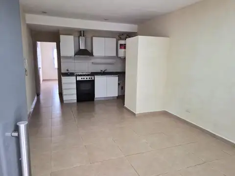 Departamento en Alquiler en Bella Vista, $ 590.000