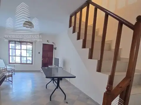 Depto Tipo Casa en Venta de 3 ambientes