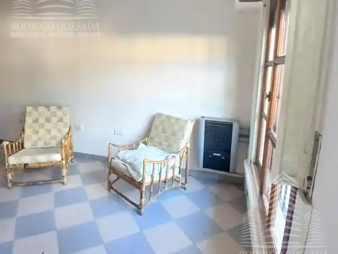 Depto Tipo Casa en Venta con 1 cocheras