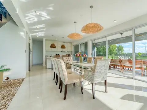 EXCELENTE  CASA  EN HARAS DEL SOL PILAR