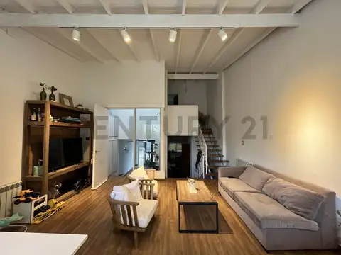 Depto Tipo Casa en Venta de 3 dormitorios