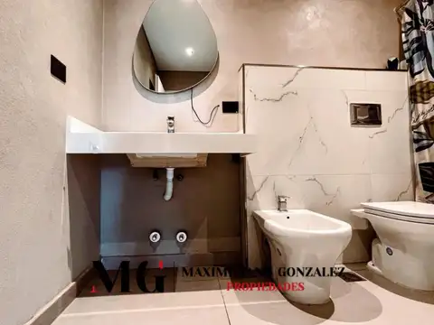 Departamento en Alquiler con 1 cocheras