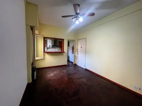 Depto Tipo Casa 2 ambientes con 1 baño