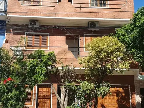 VENTA EN BLOQUE DE 8 DEPARTAMENTOS Y CASA 3 DORM