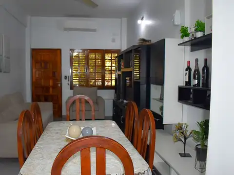 Casa 10 ambientes con 6 baños