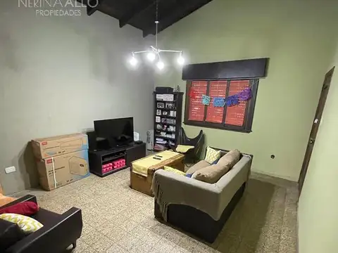 Casa 5 ambientes con 2 baños