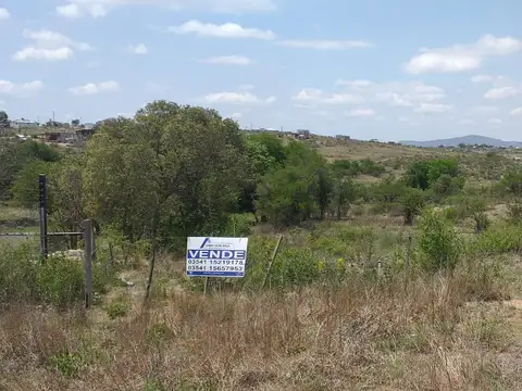 Lote a la venta en Tanti. (L122)