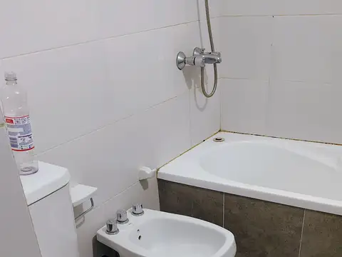 Departamento 4 ambientes con 1 baño