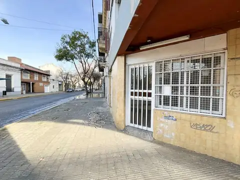 Local en Alquiler en Pichincha, $ 850.000