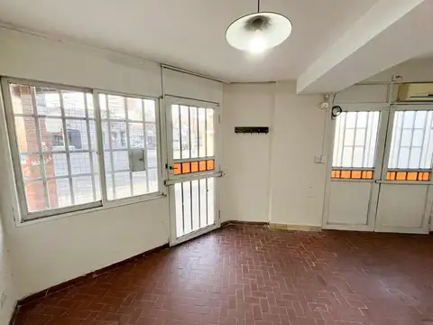 Local en Alquiler en Pichincha, $ 850.000