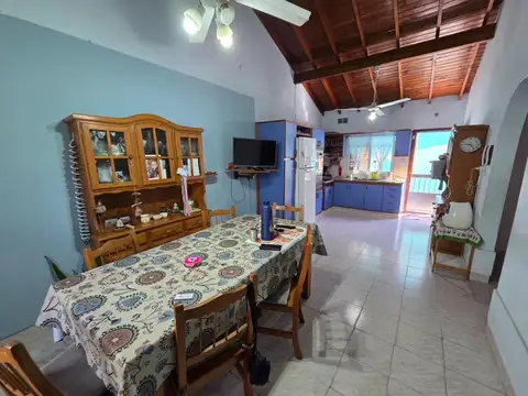 Depto Tipo Casa en Venta en Banfield, USD 75.000