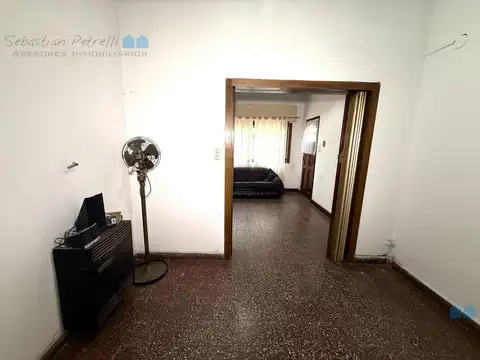Depto Tipo Casa en Venta en Villa Luzuriaga, USD 90.000