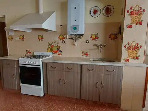 CASA EN LOTE PROPIO 2 UNIDADES EN VENTA FLORIDA